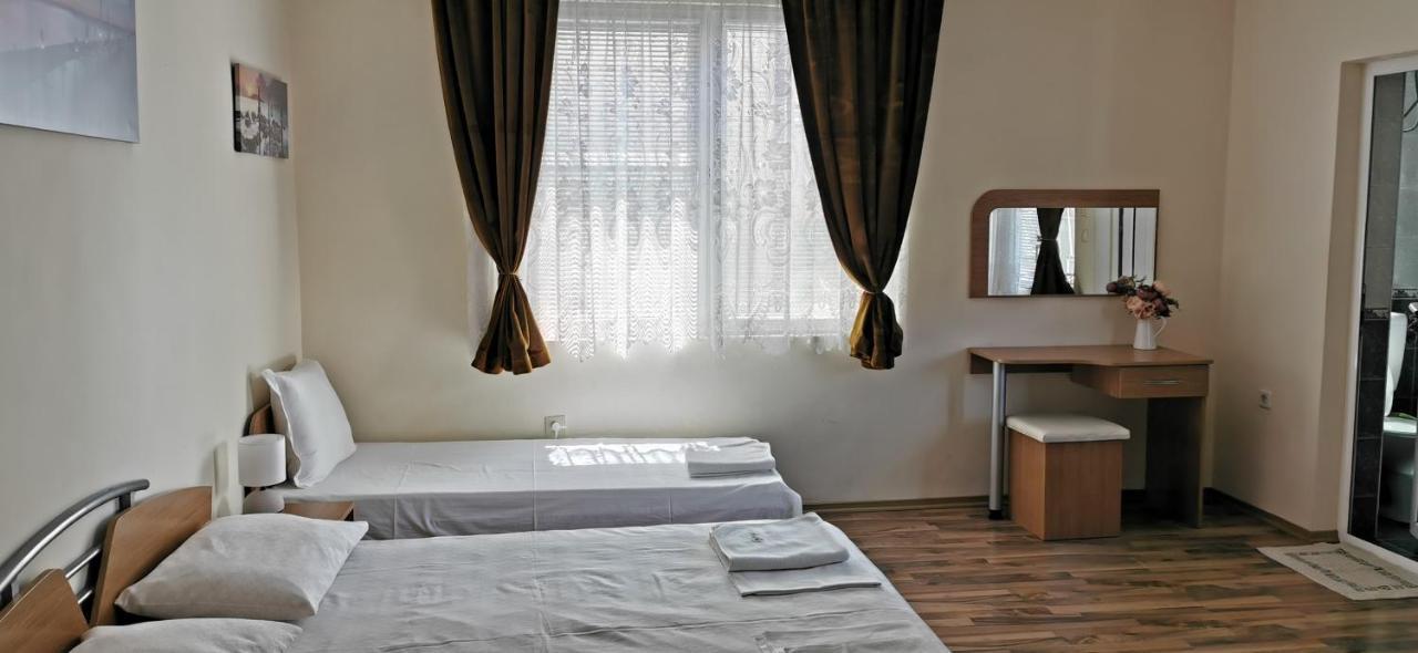 Къща За Гости The Sunny Corner Sozopol Luaran gambar